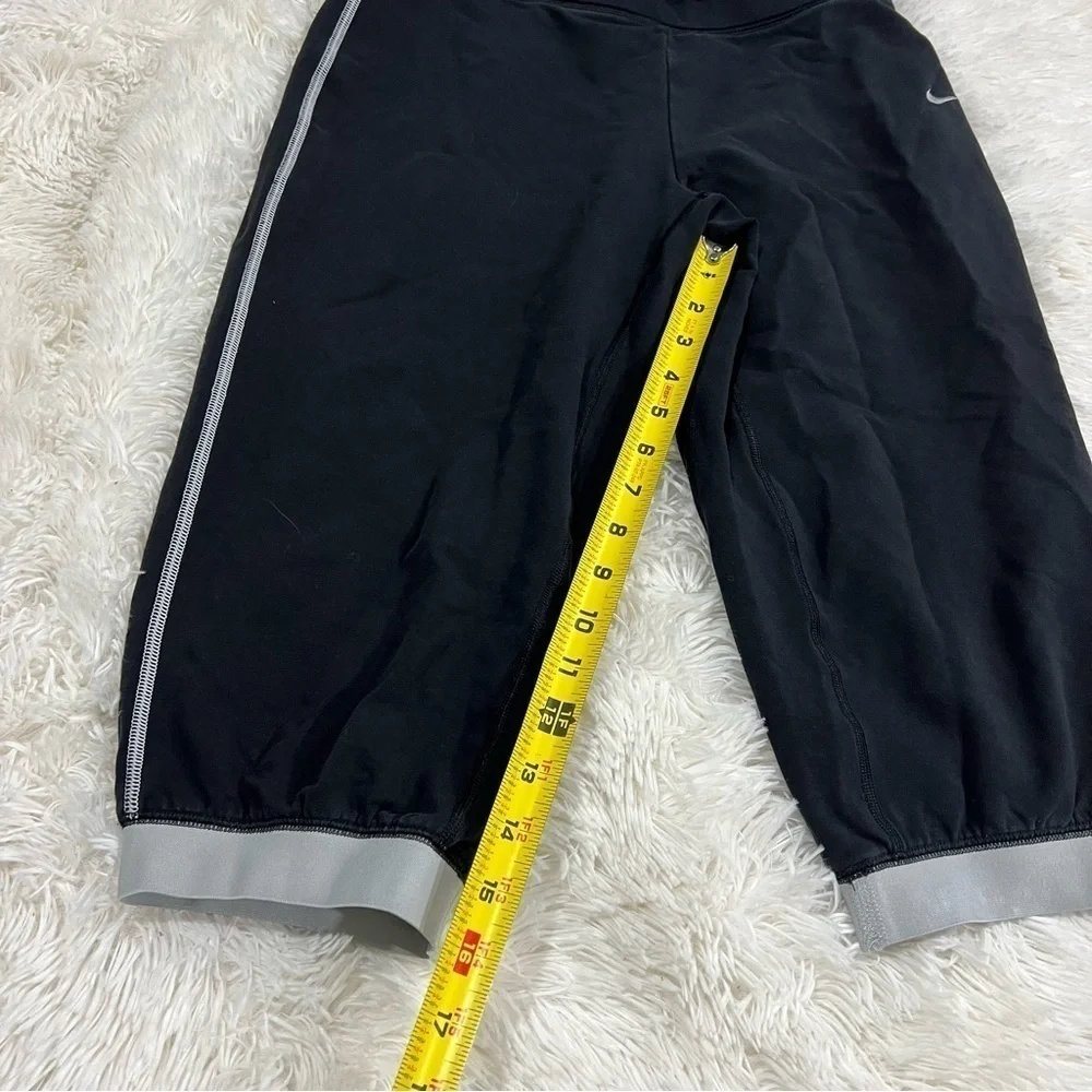 Nike Victory Loose Fit Training Capri Dri-Fit 522090-011 girls XL